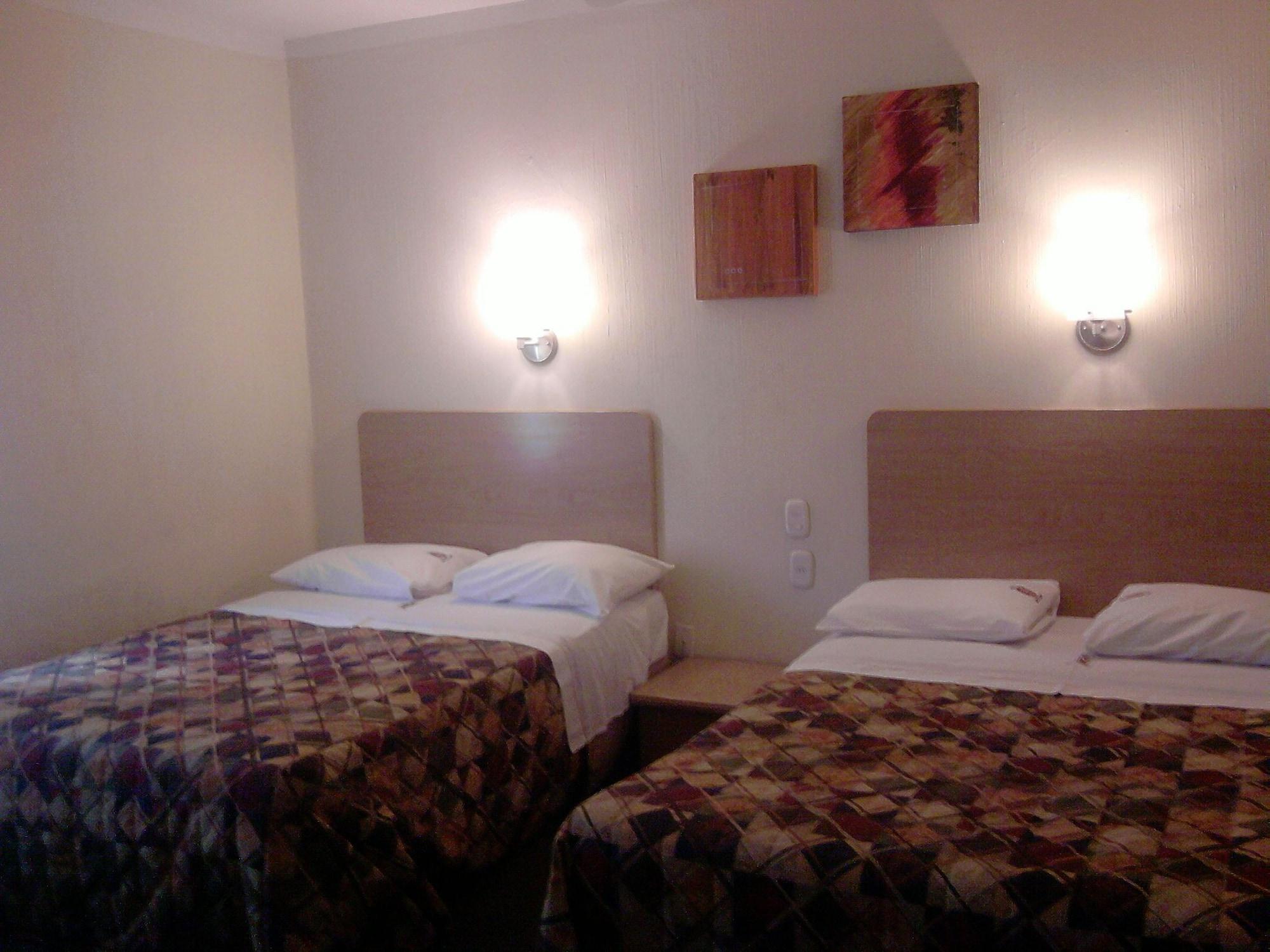 Hotel Castilla Y Leon 3*